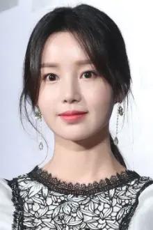 Nam Gyu-ri como: Sohn Ana / 孙爱娜