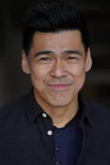 Nelson Wong como: Eugene