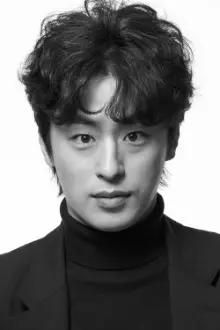 Koo Kyo-hwan como: Aidagan