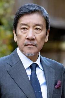 Eiji Okuda como: Yoshinori Tanabe