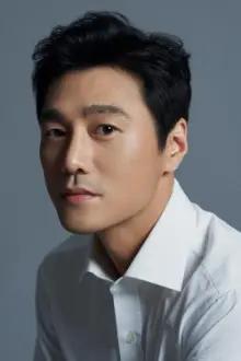 Choi Young-jun como: Detective Kim