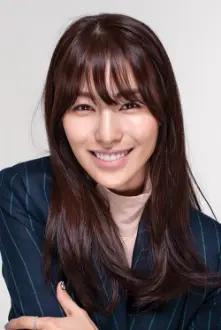Kim Jung-hwa como: Ma Young-hee