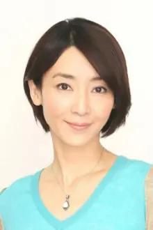 Izumi Inamori como: Chisato Kujiraoka