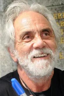 Tommy Chong como: Far out Man