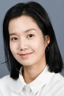 Kim Si-eun como: Eun-jin