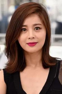 Seo Young-hee como: The wife