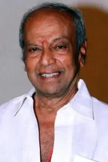 Sangili Murugan como: Tamil's Grandfather