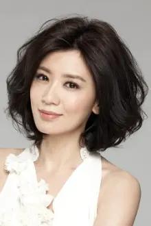 Alyssa Chia como: Jiang Jingfang