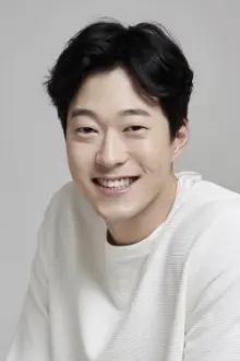 Lee Si-hoon como: Gyeon-woo