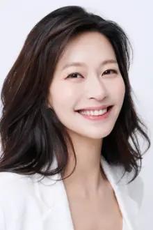 Jung Ae-yeun como: Bang Hee-sun