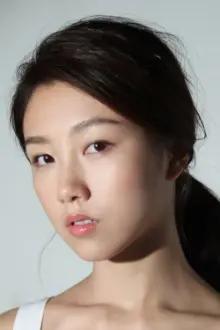 Cherry Ngan como: Zhou Yue