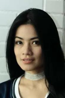 Titi Kamal como: Sandra