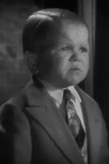 Harry Earles como: Tweedledee aka Little Willie