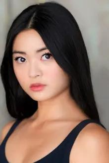 Ashley Liao como: Jun Wong (voice)