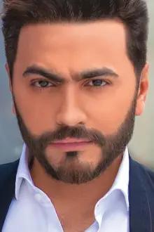 Tamer Hosny como: Hossam / Gamal