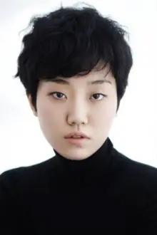Lee Joo-young como: Ju-eun