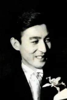 Akihiko Hirata como: Inspector Tominaga