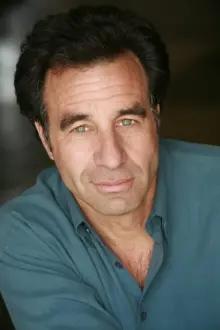 Ray Abruzzo como: Ernest Cahill