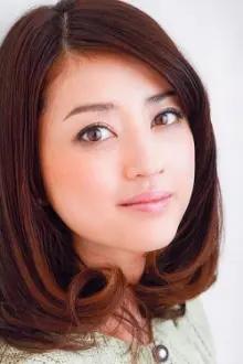 Mayu Ozawa como: Yoko