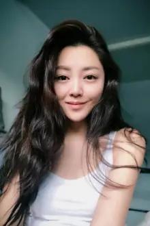 Michelle Wai como: 乐晞岚/小雪