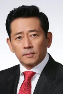 Jun Kwang-ryul como: Choi Du-chil
