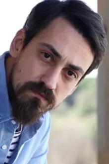 Edip Tepeli como: Batuga