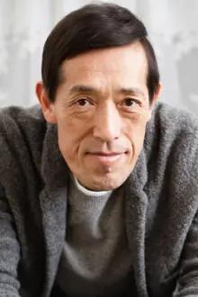Kyūsaku Shimada como: Takao Washigami