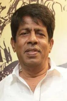R. Sundarrajan como: Nandhini's Uncle