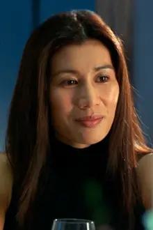 Almen Wong Pui-Ha como: Donna Cheung