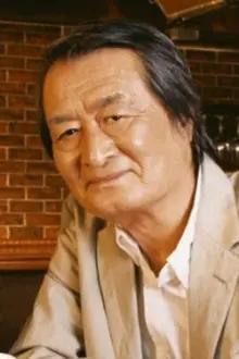 Tsutomu Yamazaki como: Yoshio Arima