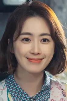 Hong Eun-hee como: Ela mesma