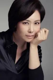 Ji Soo-won como: Young-jo Bae