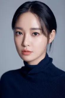 Lee Ju-yeon como: Ela mesma