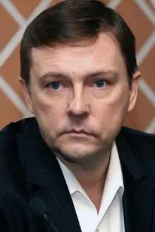 Aleksei Nilov como: Viktor Medushevskiy (advokat)
