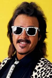 Jimmy Hart como: "The Mouth of The South" Jimmy Hart