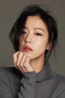 Kyung Soo-jin como: Jo Hae-woo (young)