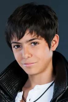 Alejandro Felipe como: Daniel (young)