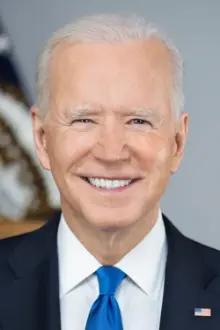 Joe Biden como: Self - President of the United States