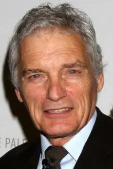David Selby como: The Ghost of Quentin Collins