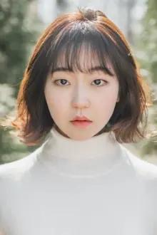 Seo Hye-won como: Mi-sook