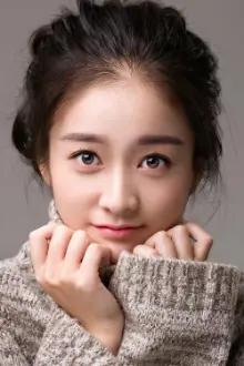 Sophie Zhang como: Han Yi Chen