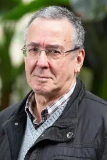 Ferran Rañé como: Teodoro