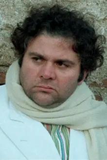 Piero Vida como: General Fabio Conti
