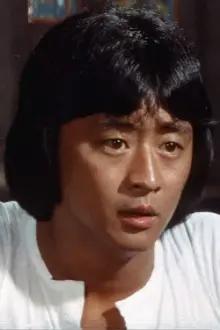 Li Yi-Min como: Private Pan Bing Lin