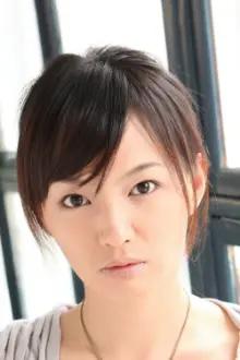 Muck Akazawa como: Asao Ayako