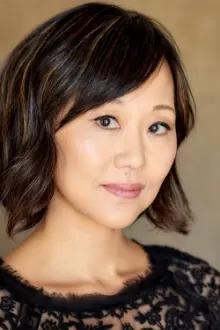 Elaine Kao como: Mei