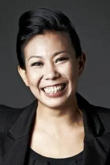 Irene Ang como: Rosie Phua Chin Huay