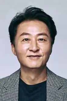 Kim Jong-soo como: Father-in-law (segment 1)