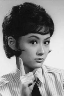 Violet Pan Ying-Zi como: Miss Mary Lee