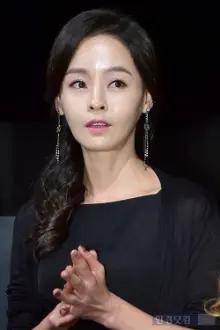 Yoon Sul-hee como: Jo Hyeon-ah